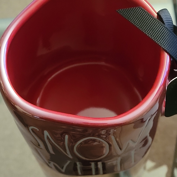 New Rae Dunn Disney Snow White and Seven Dwarfs Iridescent Red Mug - Picture 4 of 4